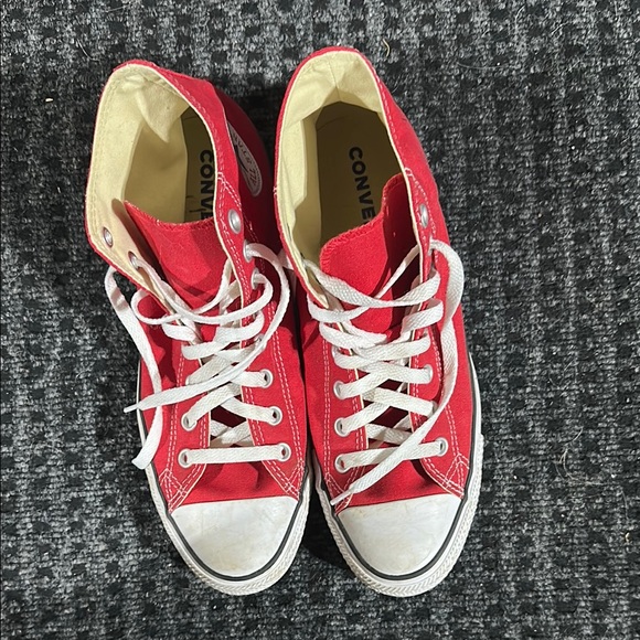 Converse Red and White High-Top Sneakers Classic Design - Picture 2 of 3